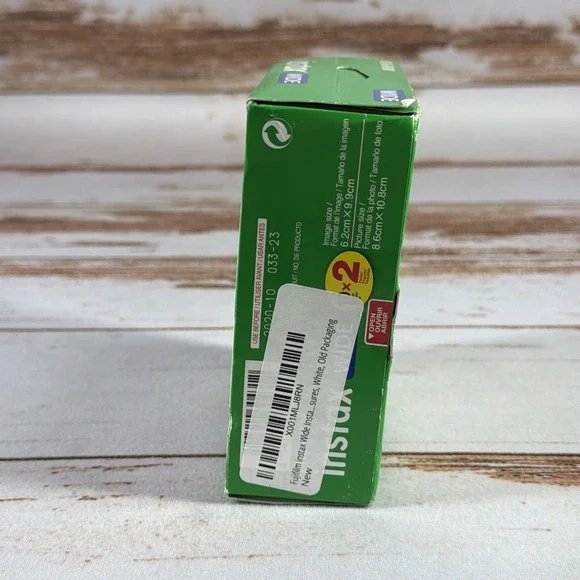 Fujifilm Instax WIDE Instant Film New Sealed Internal Foil Damaged Box - Picture 2 of 4